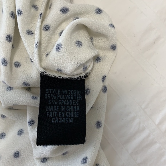 Polka dot top - Picture 6 of 6